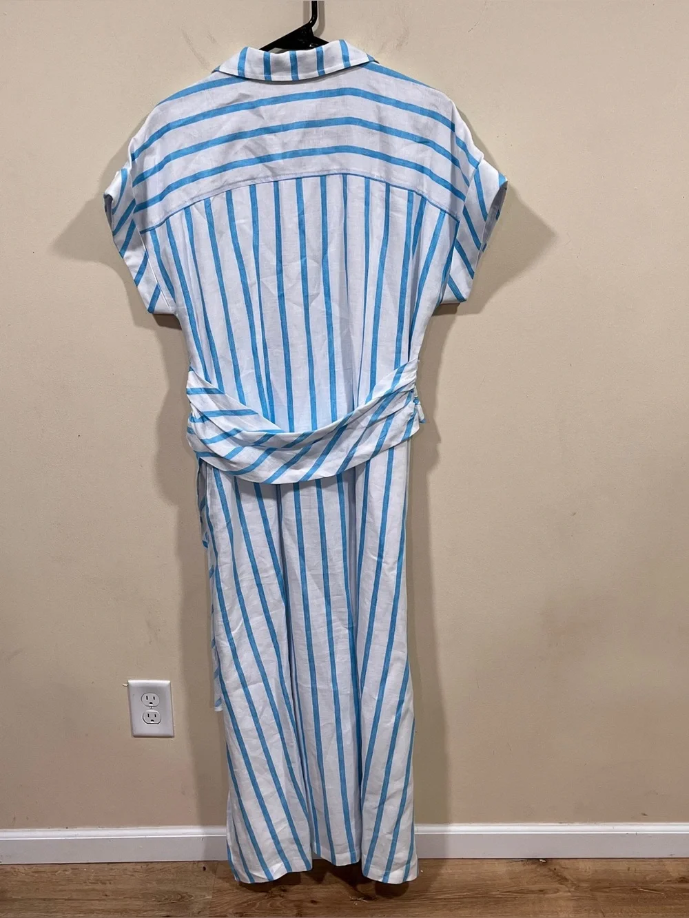 Finley Smithy Sash Waist Linen Shirtdress stripped blue & white linen dress  S - Picture 9 of 10